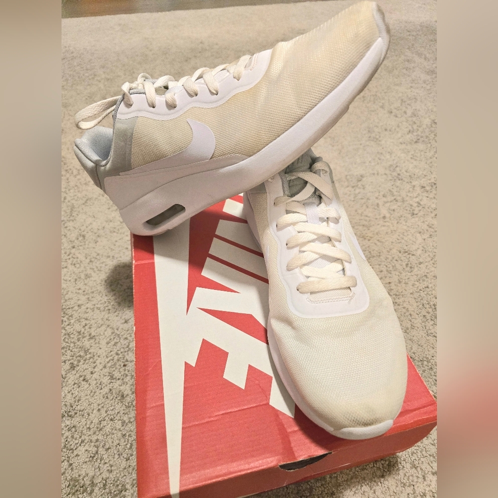 Nike Air Max Modern Essentials Sz 12 Mens White